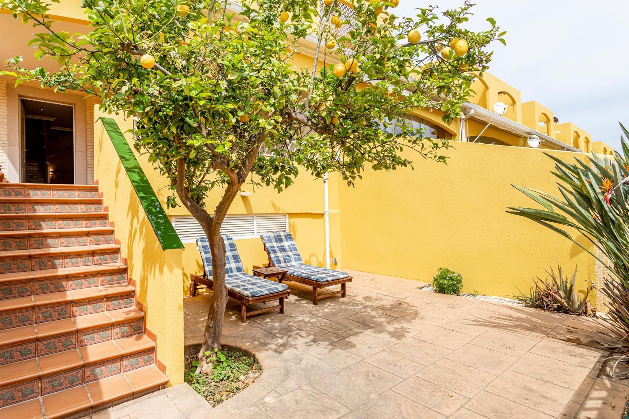 Family-Friendly Beach House Ideal For Holidays & Workers At Beach Sagunto Valencia Exterior foto