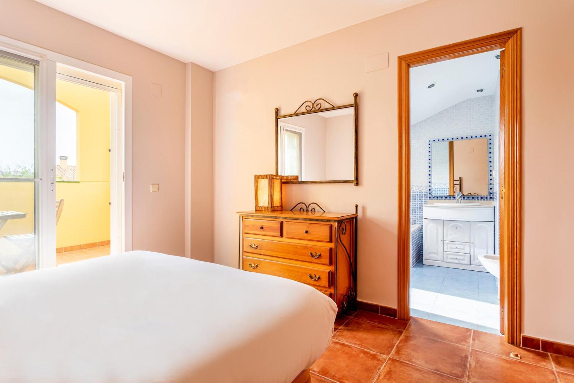 Family-Friendly Beach House Ideal For Holidays & Workers At Beach Sagunto Valencia Exterior foto